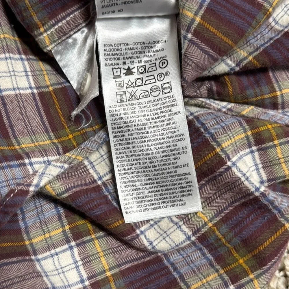 Levi’s Men’s Plaid Flannel Button Down Long Sleeve Shirt Size Large
